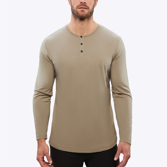 Cuts Clothing Split Hem Henley Long Sleeve Shirt - Picture 1 of 6